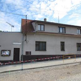 Kliknutím zvětšíte Dvougenerační dům, Vrané nad Vltavou