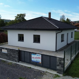 Kliknutím zvětšíte Rodinný dům, Drahotěšice, okr. ČB