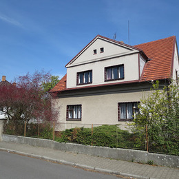 Kliknutím zvětšíte Velký rodinný dům, Praha-Dolní Chabry