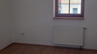 Kliknutím zvětšíte 11