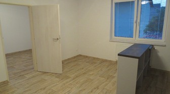 Kliknutím zvětšíte 3