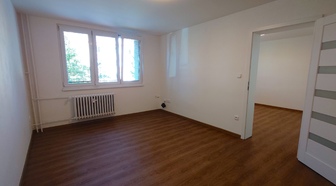 Kliknutím zvětšíte 6