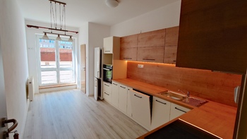 Byt 3+1 v centru města