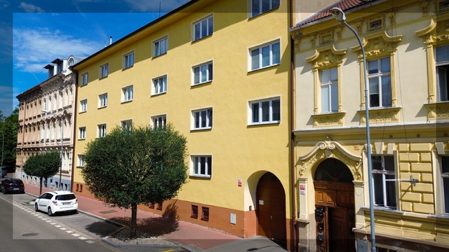 Byt 3+1 s garáží v centru města