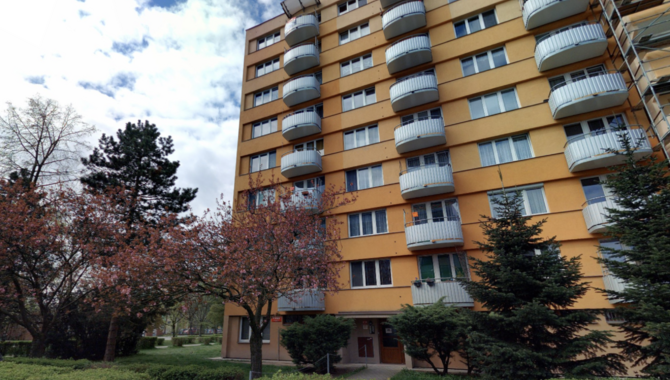 Byt 2+1 s balkonem